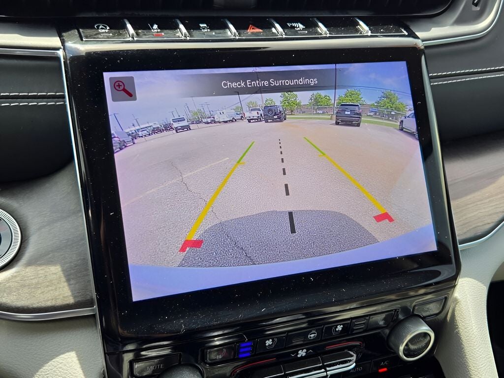 2022 Jeep Grand Cherokee Overland
