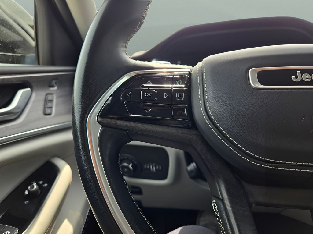 2022 Jeep Grand Cherokee Overland
