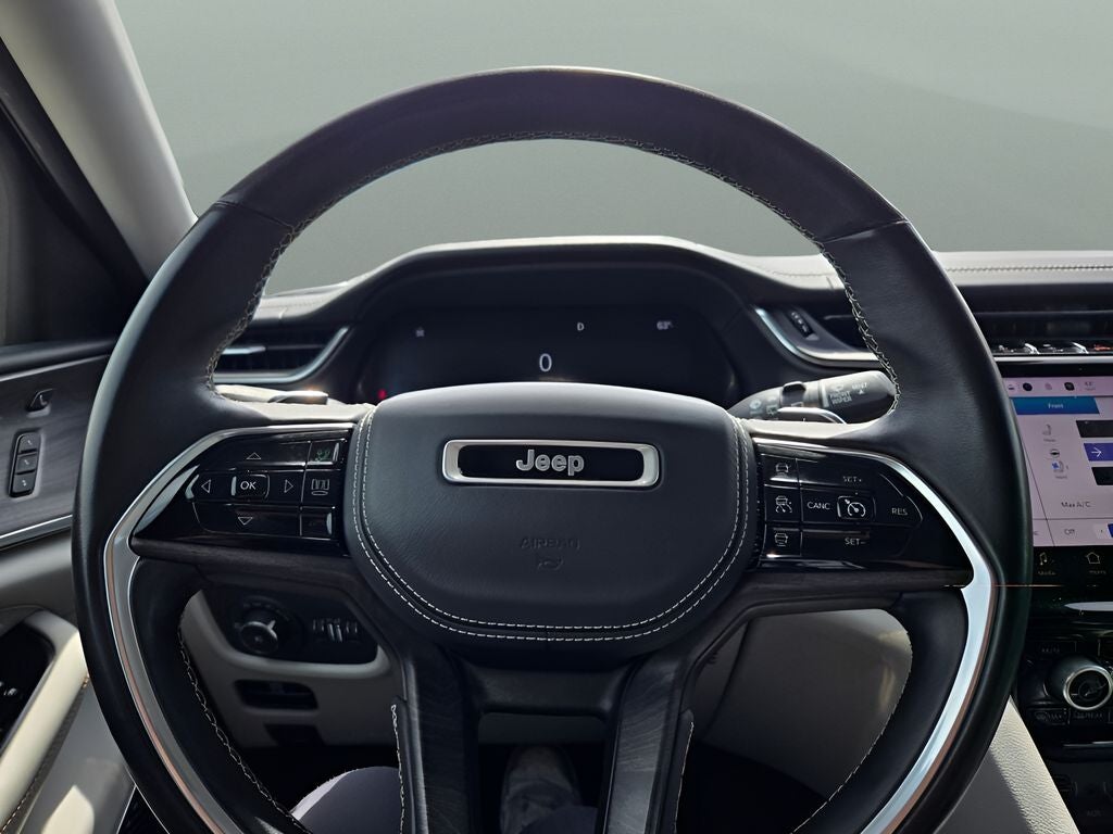 2022 Jeep Grand Cherokee Overland