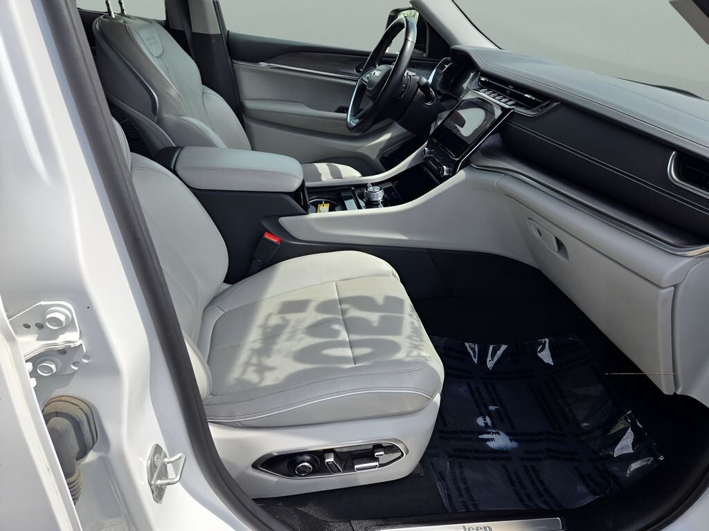 2022 Jeep Grand Cherokee Overland
