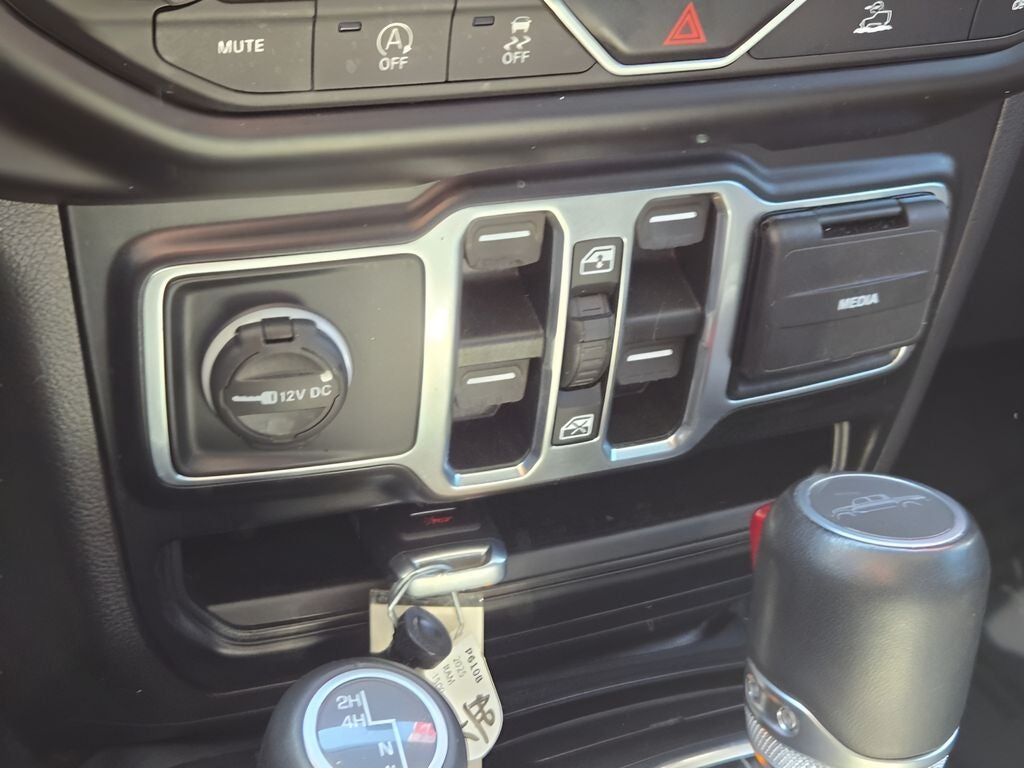 2022 Jeep Gladiator Overland