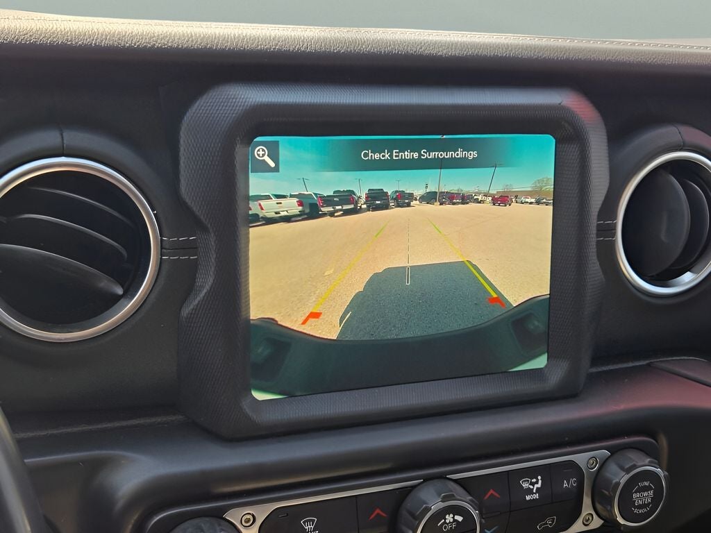 2022 Jeep Gladiator Overland