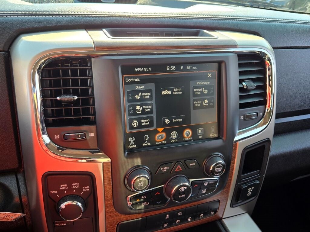 2013 RAM 1500 Laramie