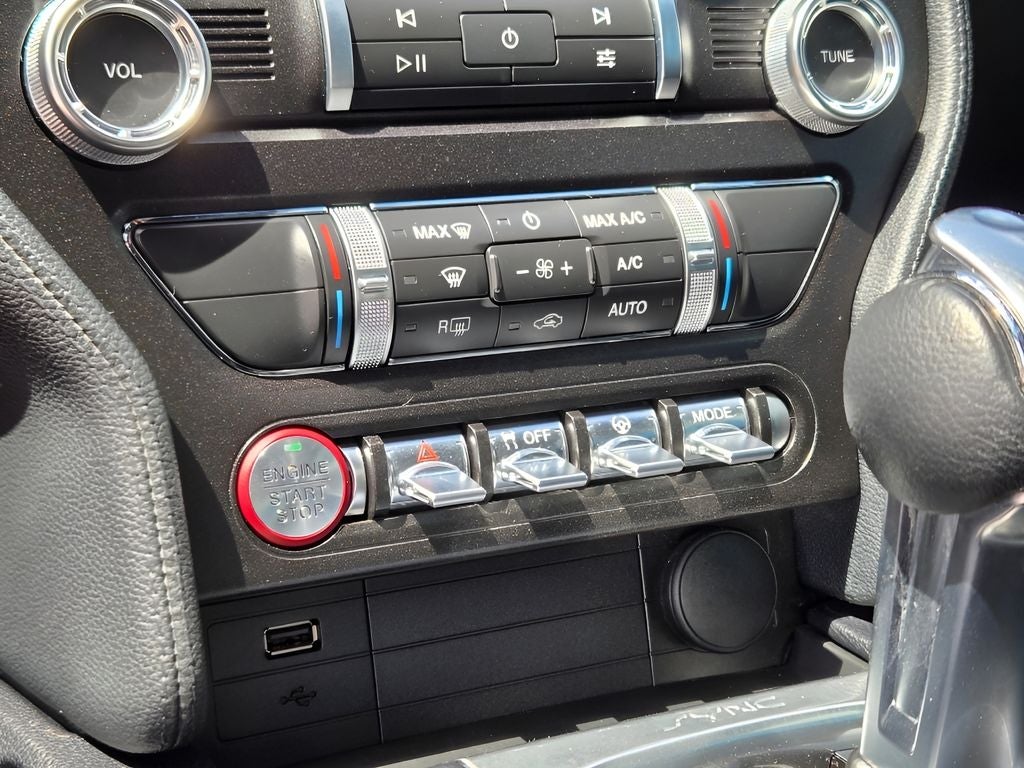 2022 Ford Mustang EcoBoost Premium