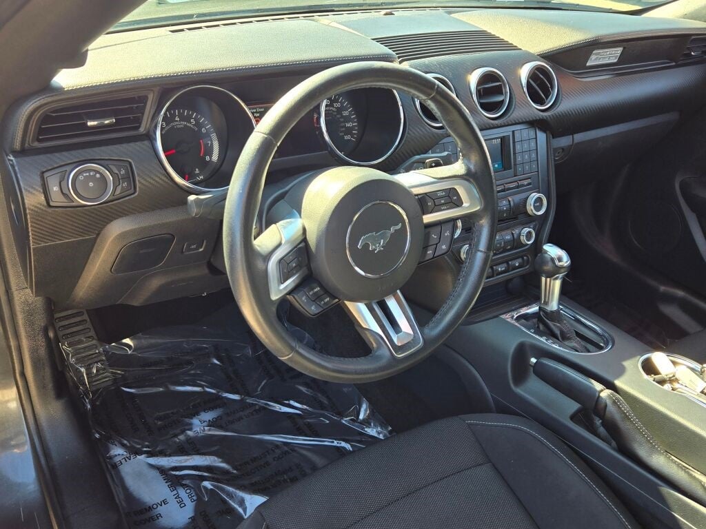 2016 Ford Mustang V6