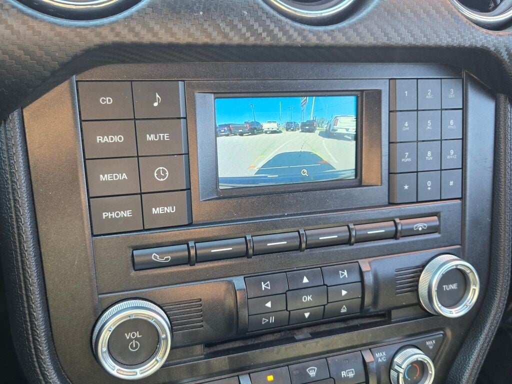 2016 Ford Mustang V6