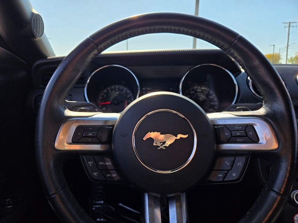 2016 Ford Mustang V6