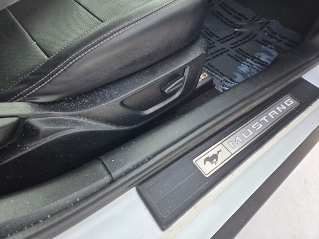 2022 Ford Mustang EcoBoost Premium