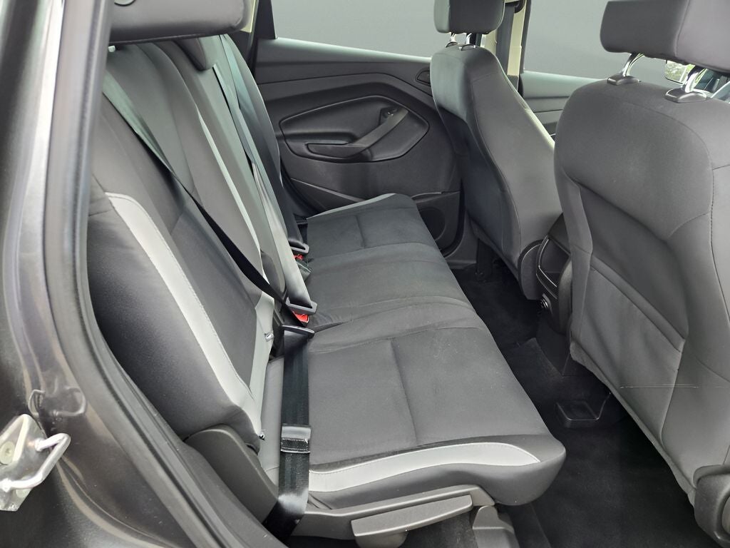 2016 Ford Escape S