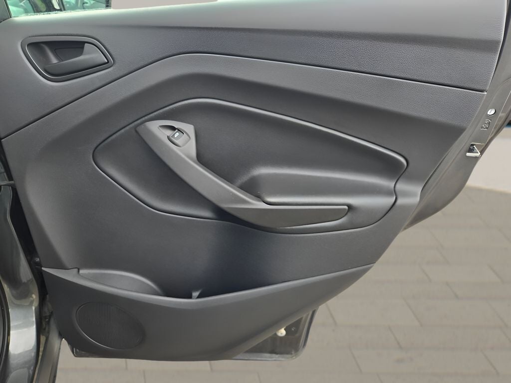 2016 Ford Escape S