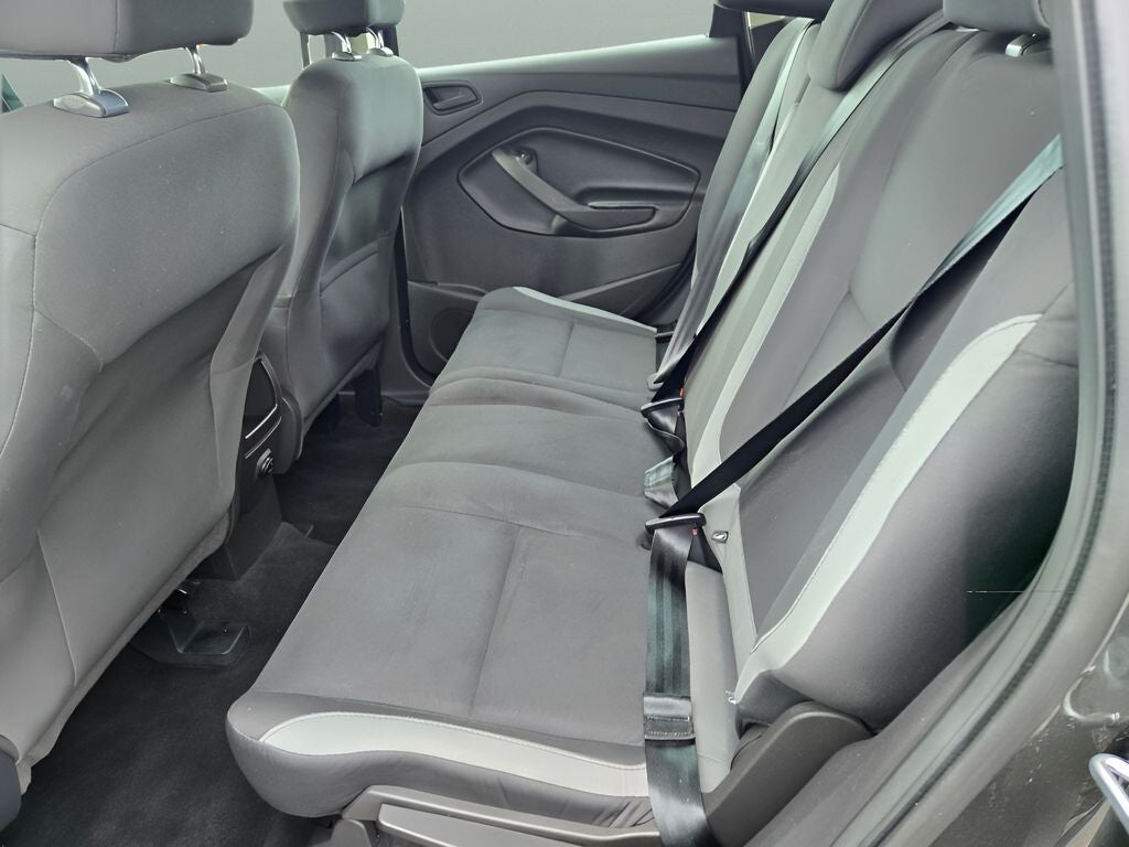 2016 Ford Escape S