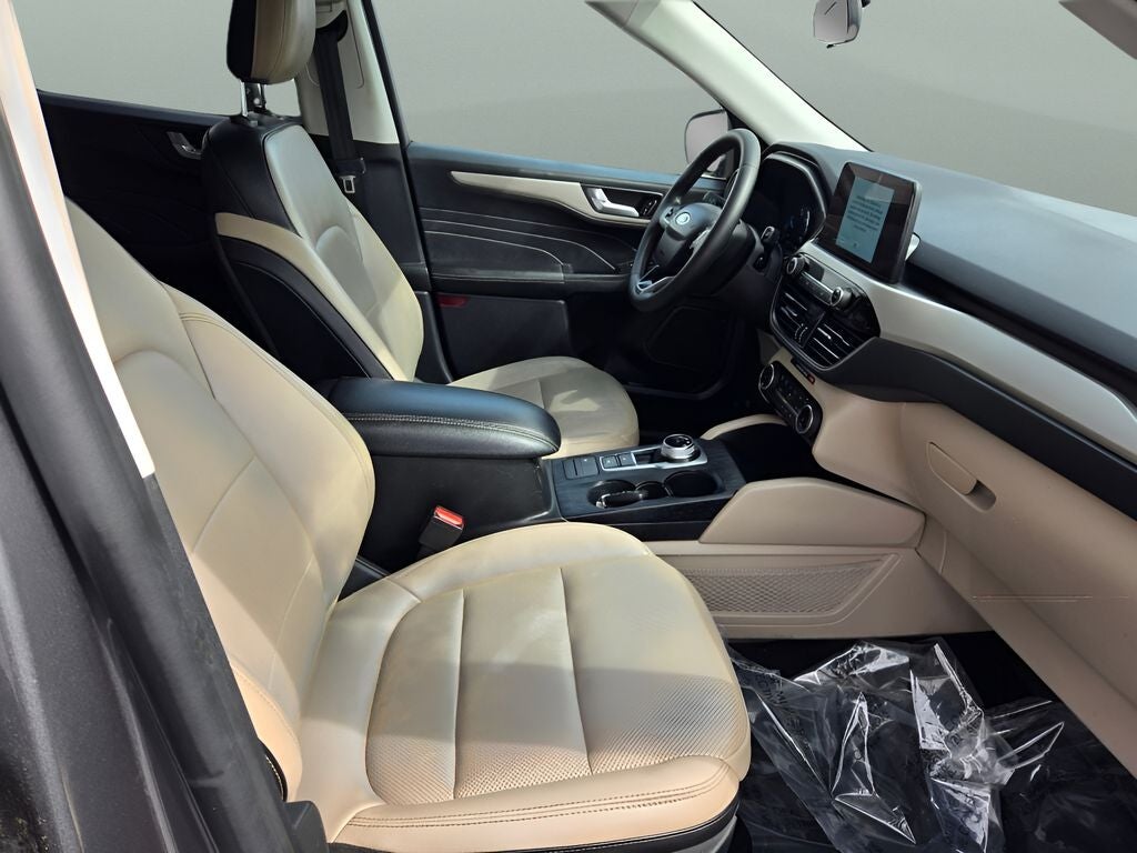2022 Ford Escape Hybrid SEL