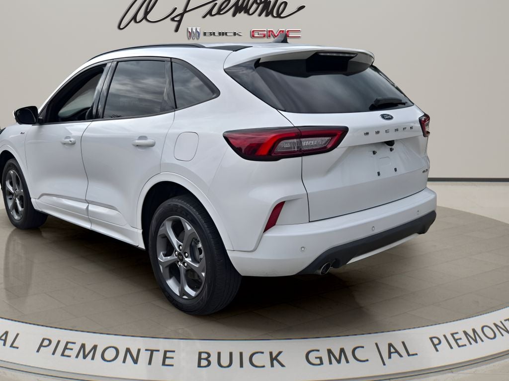 2023 Ford Escape ST-Line Select