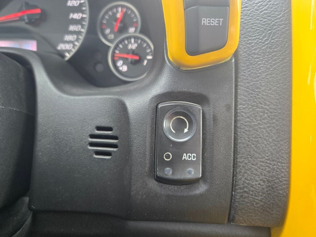 2005 Chevrolet Corvette Base