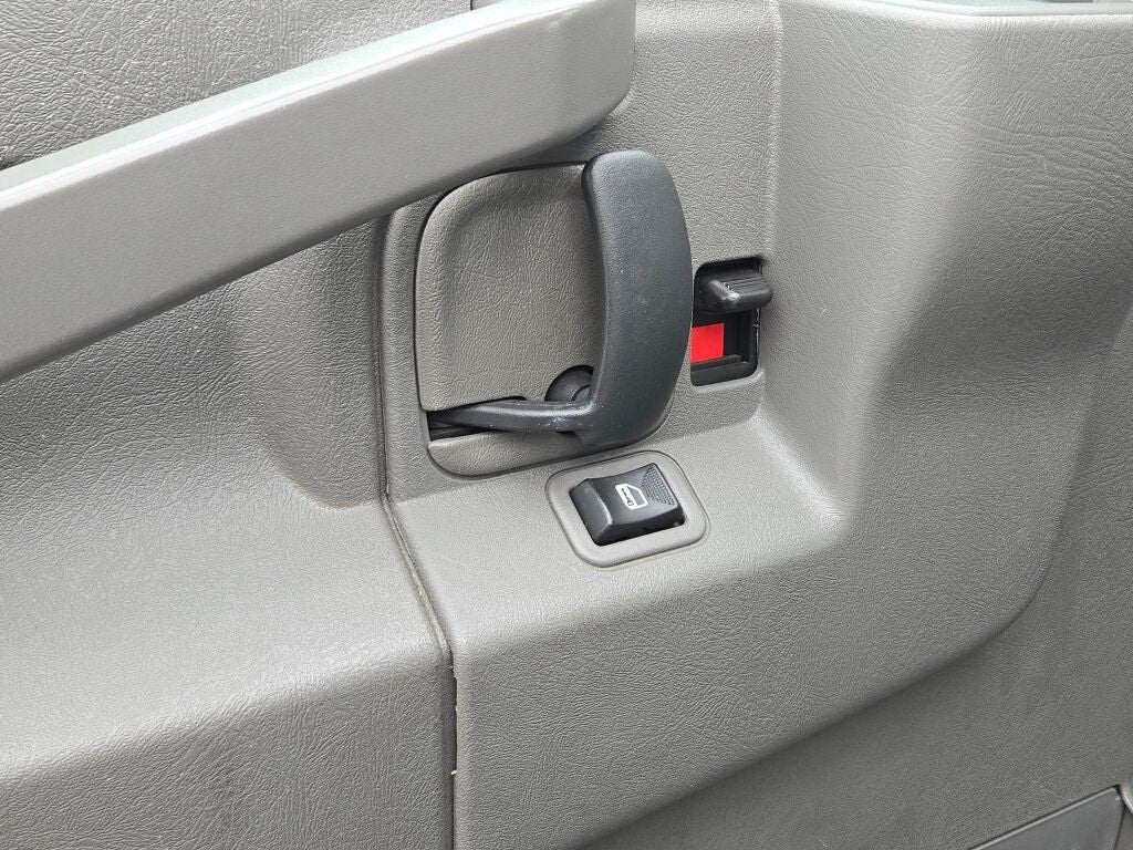 2022 Chevrolet Express 2500 Work Van Cargo