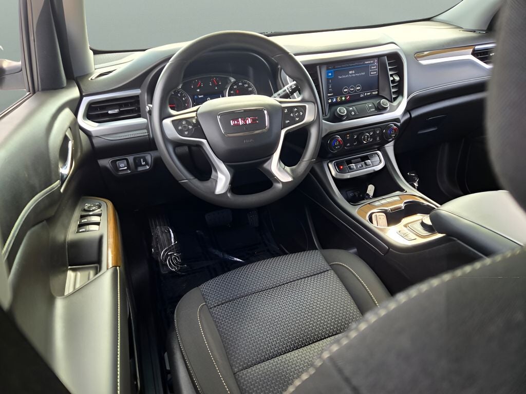 2022 GMC Acadia SLE