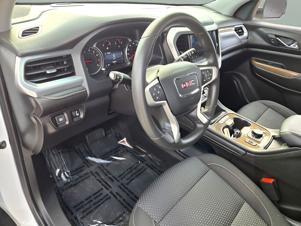 2022 GMC Acadia SLE