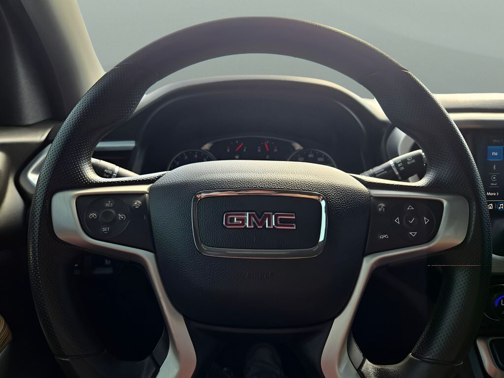 2022 GMC Acadia SLE