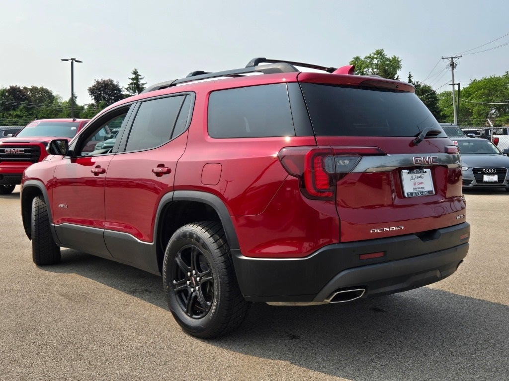 2021 GMC Acadia AT4