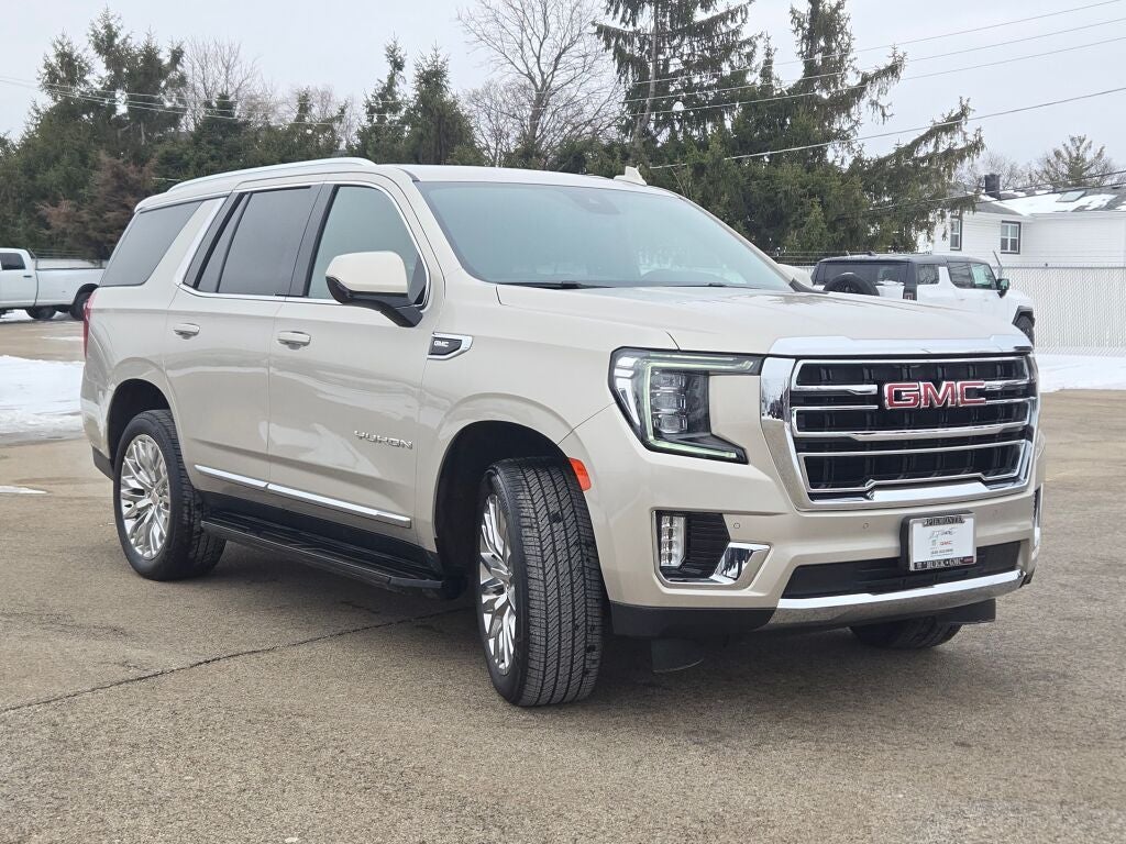 2023 GMC Yukon SLT
