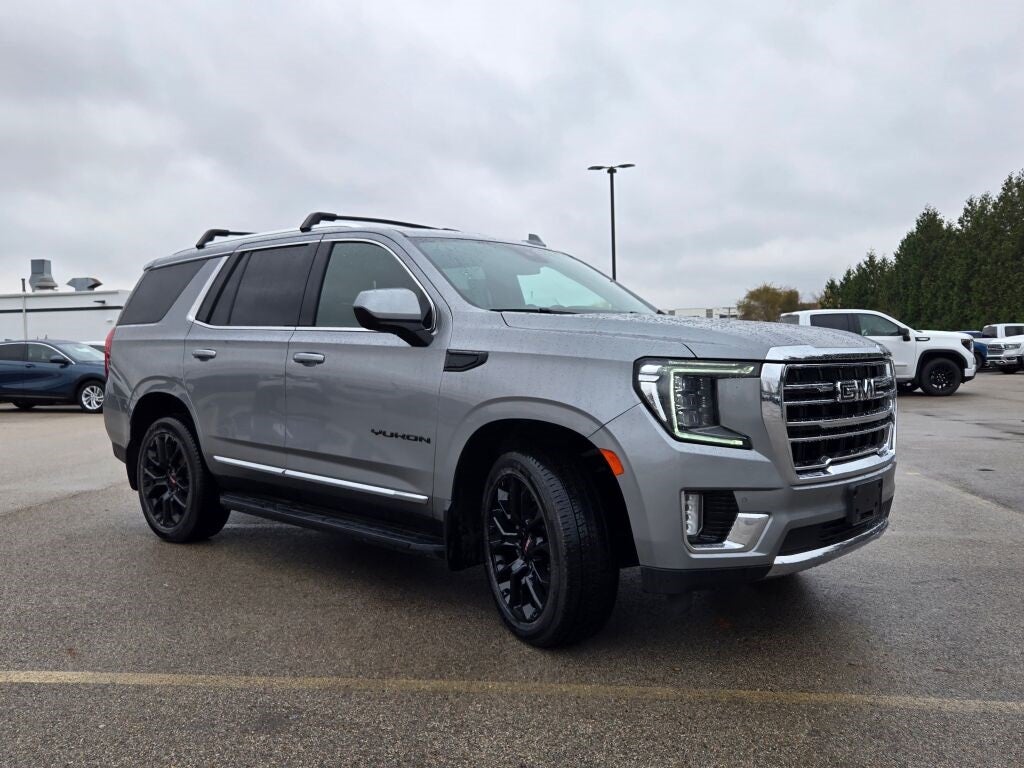 2023 GMC Yukon SLT