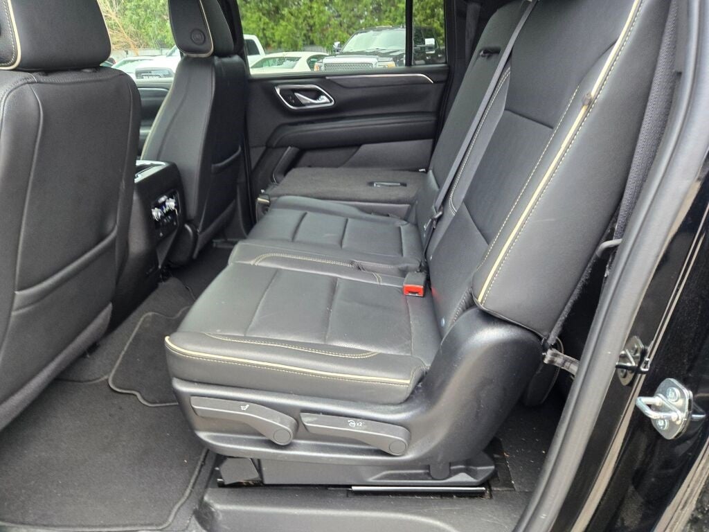 2024 GMC Yukon XL SLT