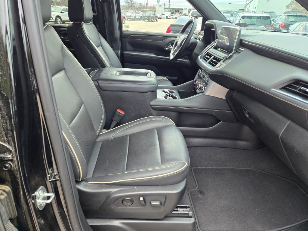 2024 GMC Yukon XL SLT