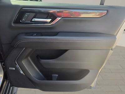 2025 GMC Yukon XL Elevation
