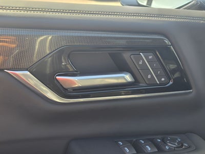 2025 GMC Yukon XL Elevation