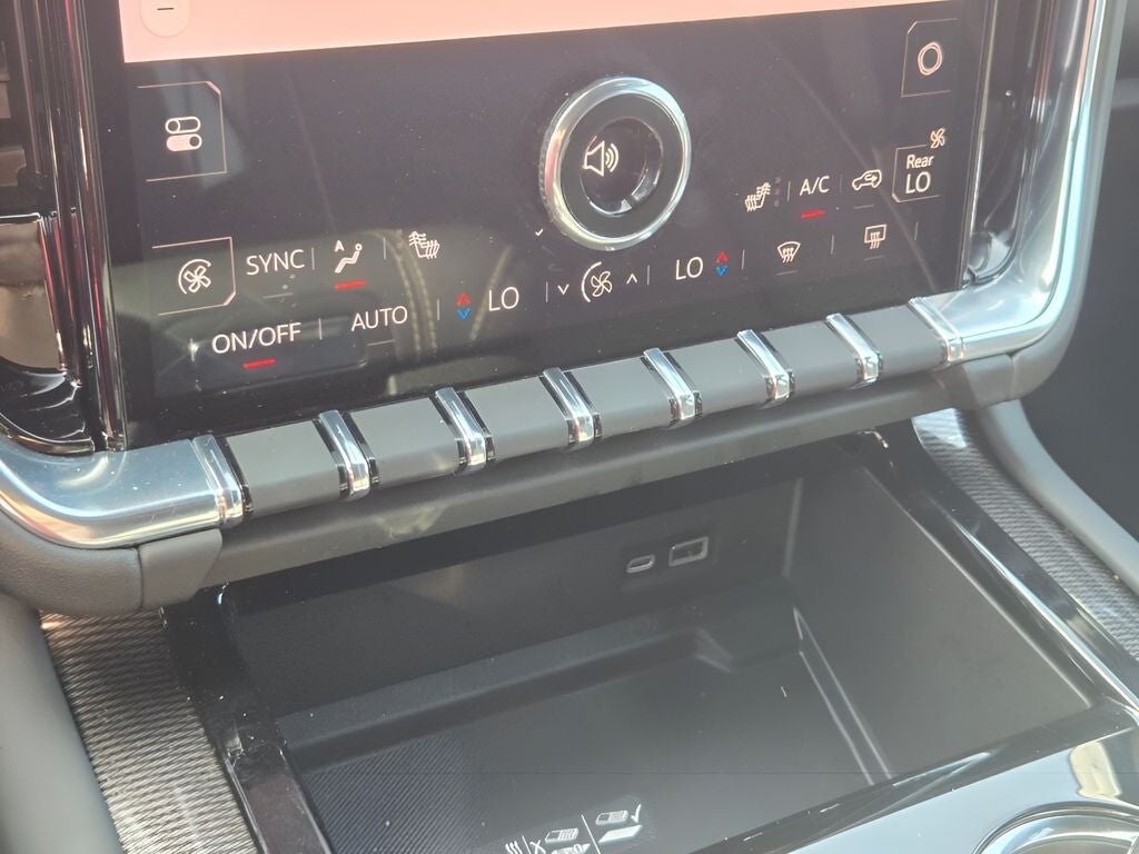 2025 GMC Yukon XL Elevation