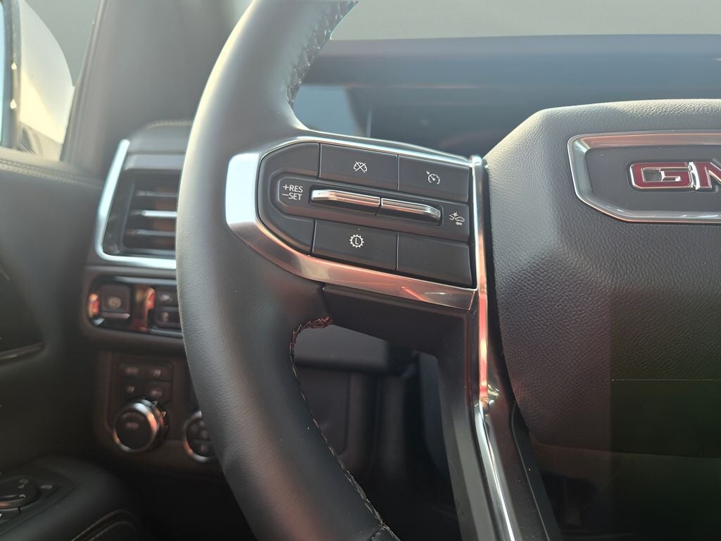 2025 GMC Yukon XL Elevation