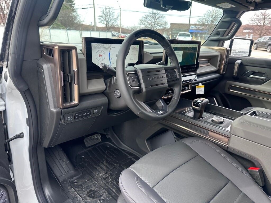 2025 GMC Hummer EV SUV 2X