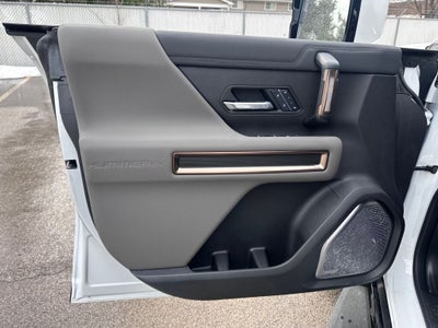 2025 GMC Hummer EV SUV 2X