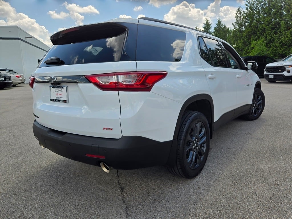 2021 Chevrolet Traverse RS