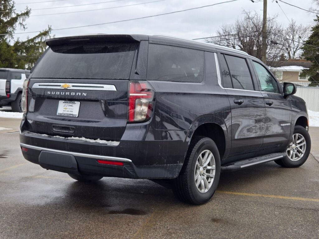 2023 Chevrolet Suburban LS