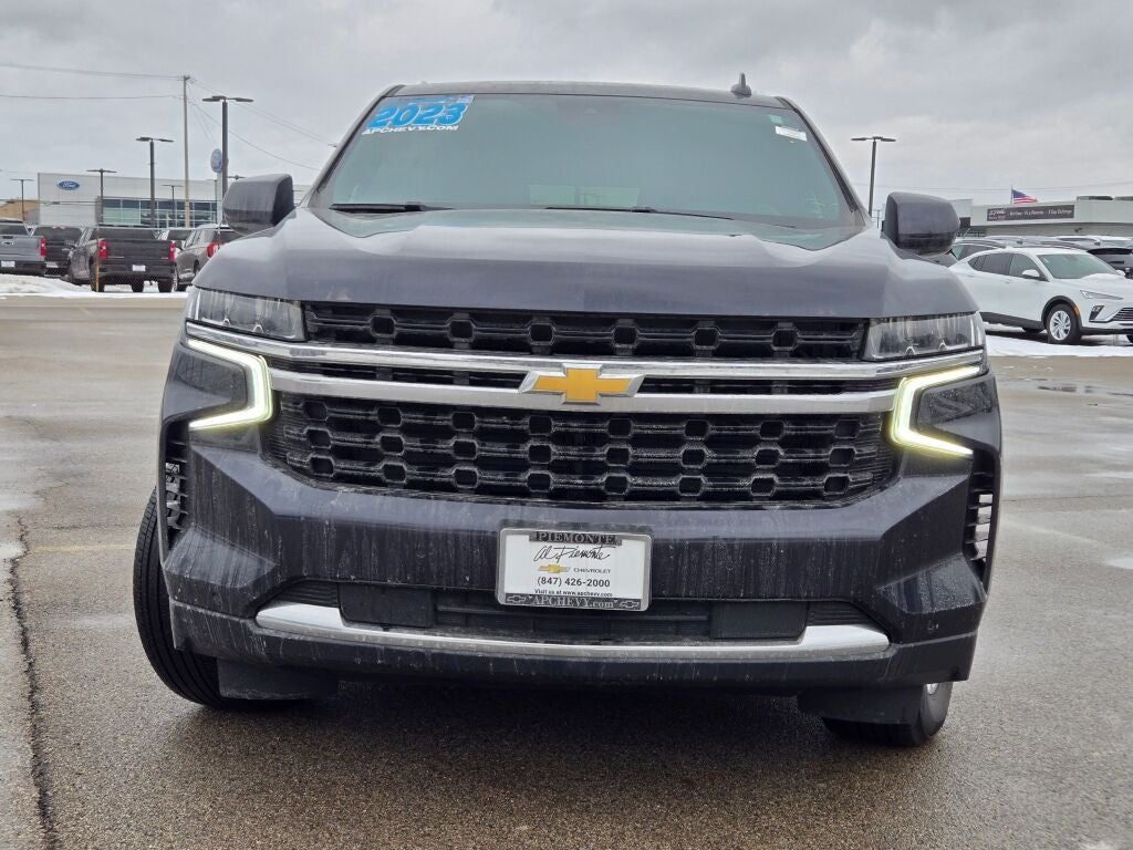 2023 Chevrolet Suburban LS