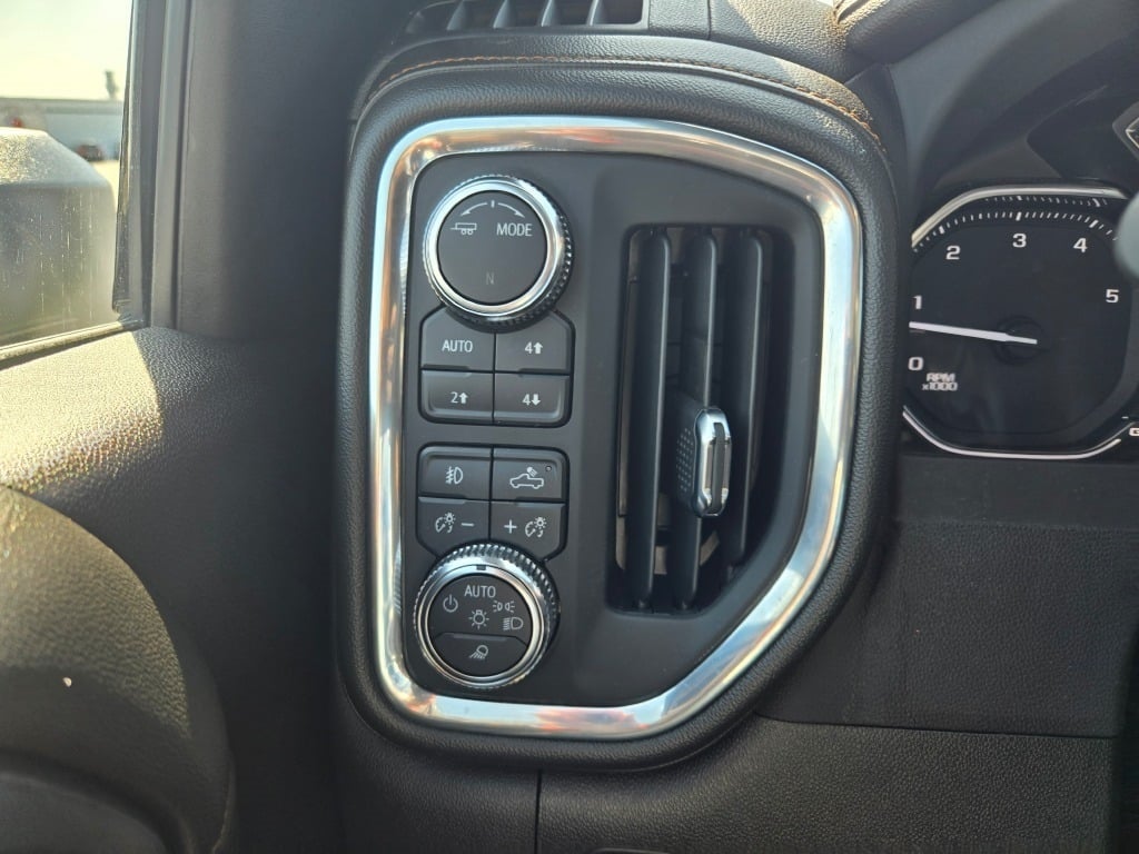 2023 GMC Sierra 2500HD AT4