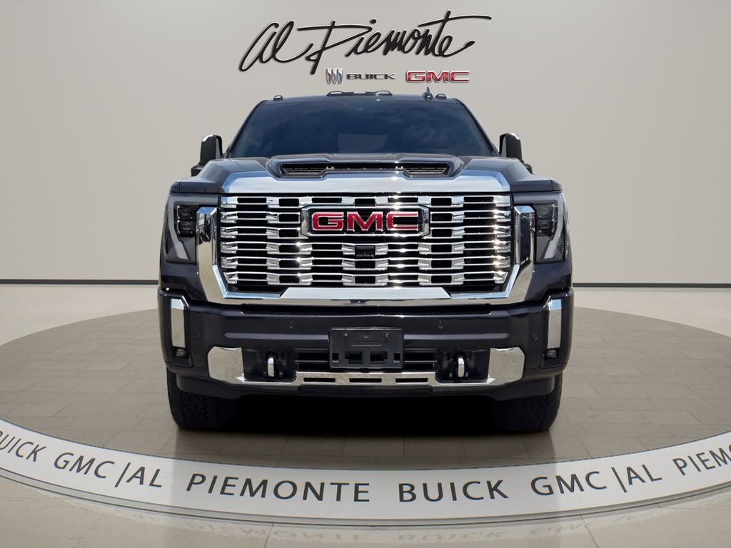 2025 GMC Sierra 2500HD Denali