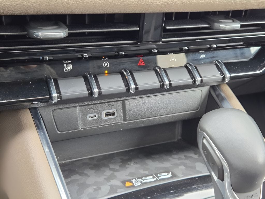2024 GMC Canyon Denali