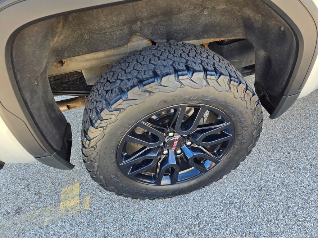 2022 GMC Sierra 1500 AT4