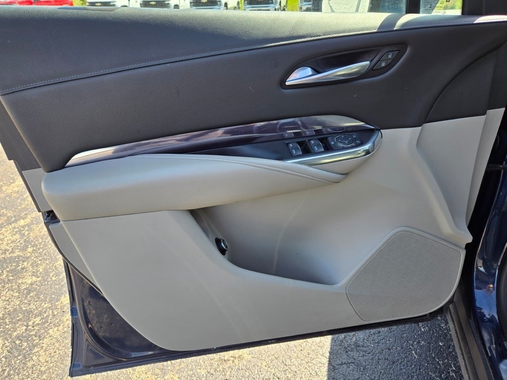 2021 Cadillac XT4 Luxury