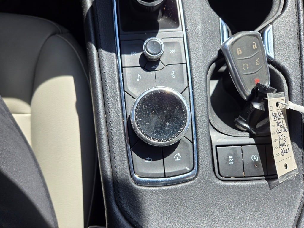 2021 Cadillac XT4 Luxury