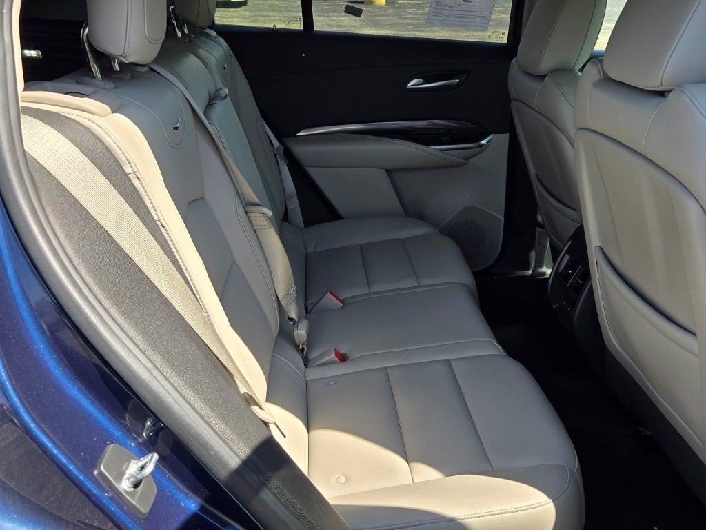 2021 Cadillac XT4 Luxury