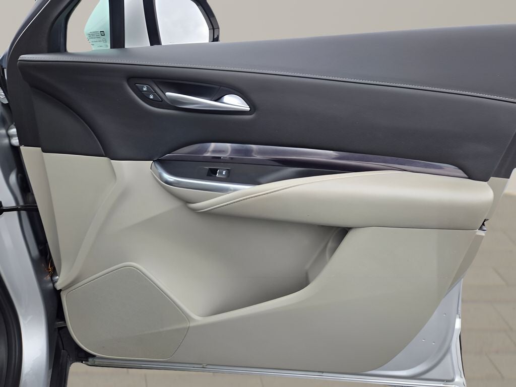 2021 Cadillac XT4 Luxury