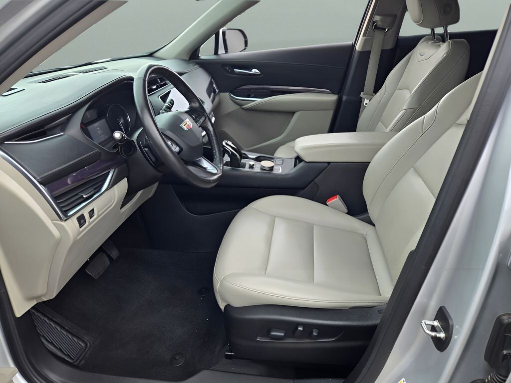 2021 Cadillac XT4 Luxury
