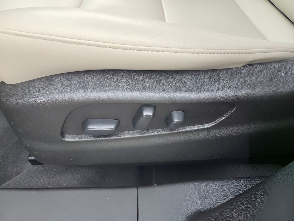 2021 Cadillac XT4 Luxury