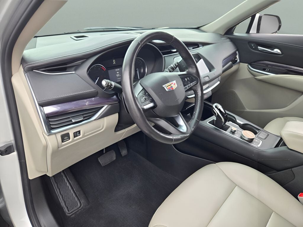 2021 Cadillac XT4 Luxury