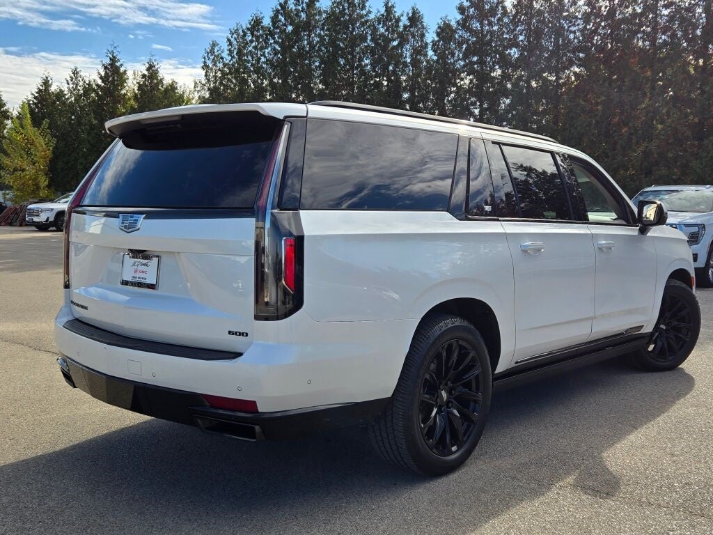 2023 Cadillac Escalade ESV Sport Platinum