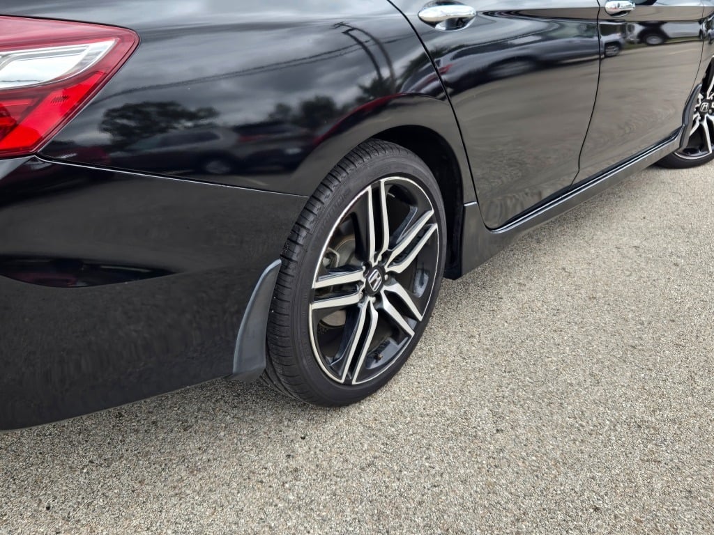 2017 Honda Accord Touring