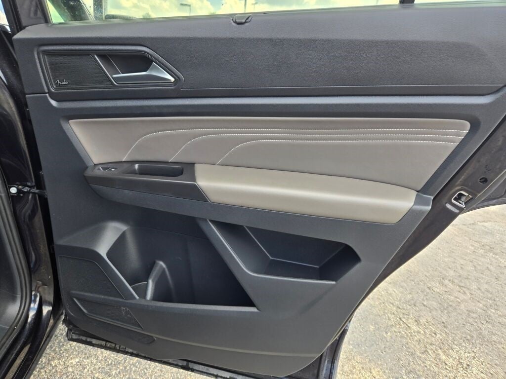 2022 Volkswagen Atlas 3.6L V6 SEL Premium R-Line